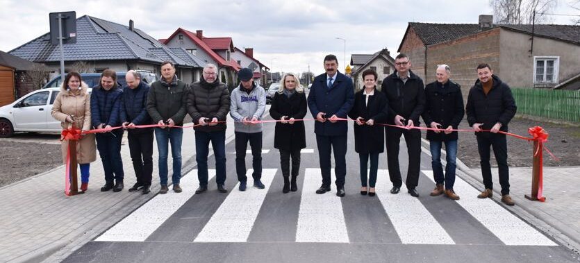 ,,Budowa ulic Bolesława Chrobrego i Stanisława Poniatowskiego” w ramach przebudowy istniejącej drogi wewnętrznej