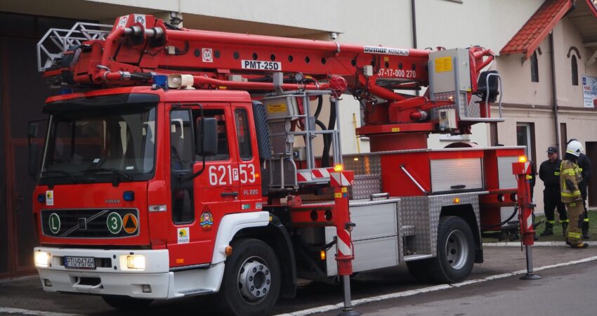 Podnośnik SH-24 trafił do OSP Władysławów